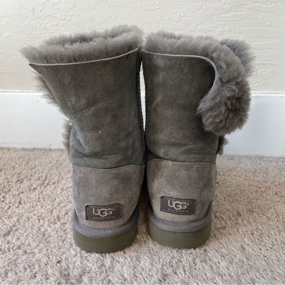 Ugg Bailey Button II Boot - Picture 3 of 5